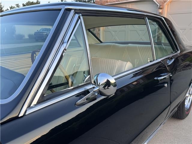 Pontiac-GTO-1965-2-Door-Coupe-29
