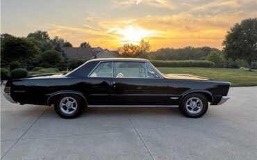 Pontiac-GTO-1965-2-Door-Coupe-32