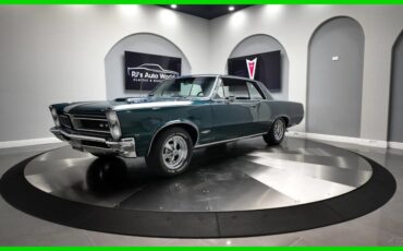 Pontiac-GTO-1965