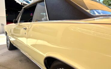 Pontiac-GTO-1965-Coupe-14