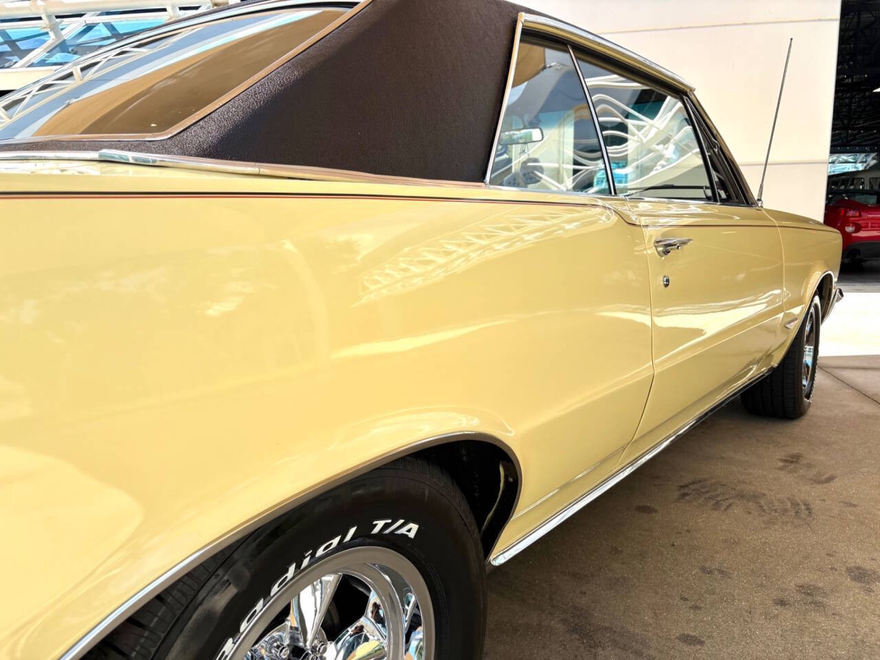 Pontiac-GTO-1965-Coupe-17