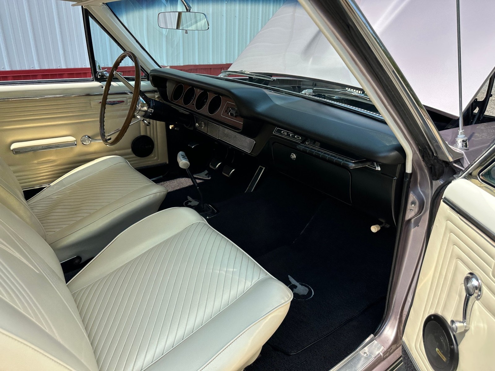 Pontiac-GTO-1965-Other-30
