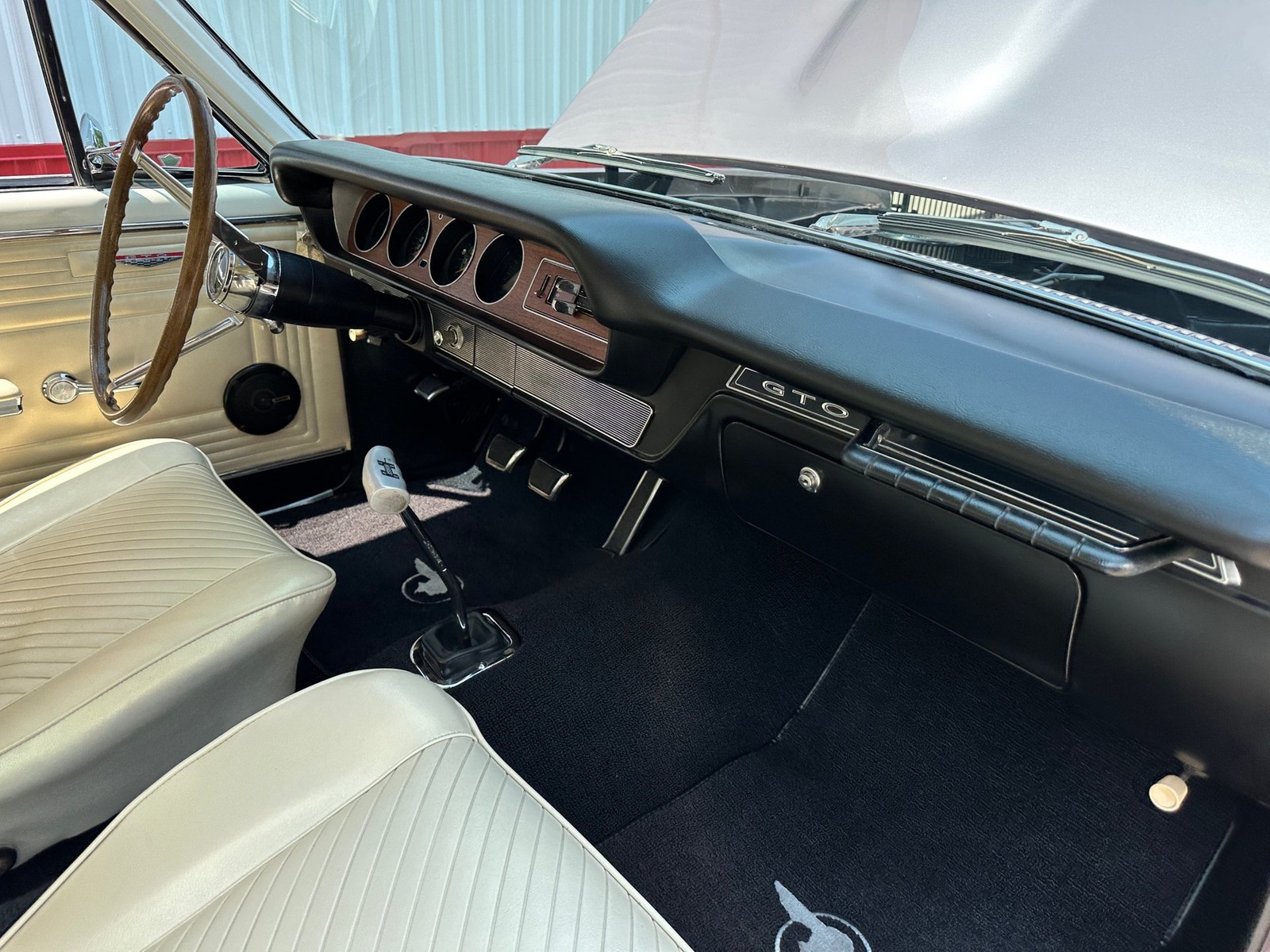 Pontiac-GTO-1965-Other-31