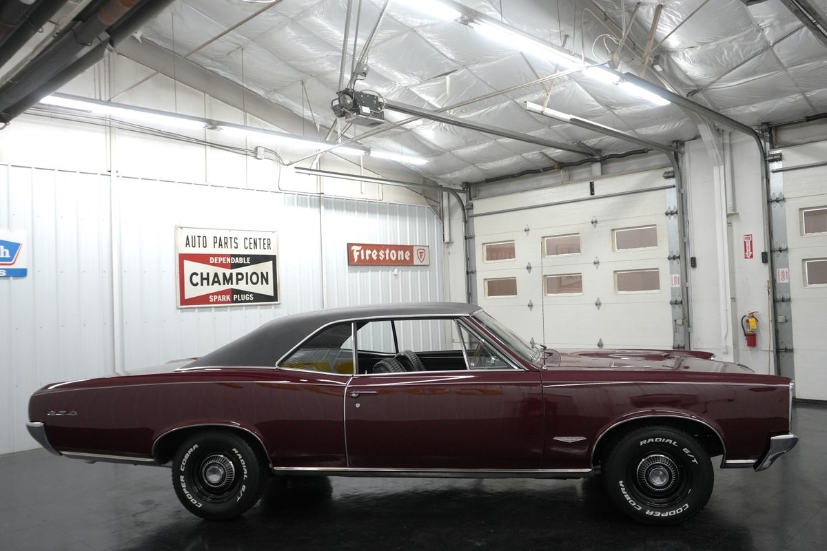 Pontiac-GTO-1966-17
