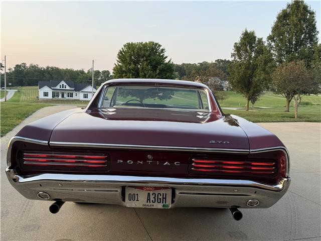 Pontiac-GTO-1966-2-Door-Coupe-2