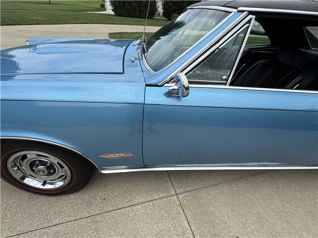 Pontiac-GTO-1966-2-Door-Coupe-21