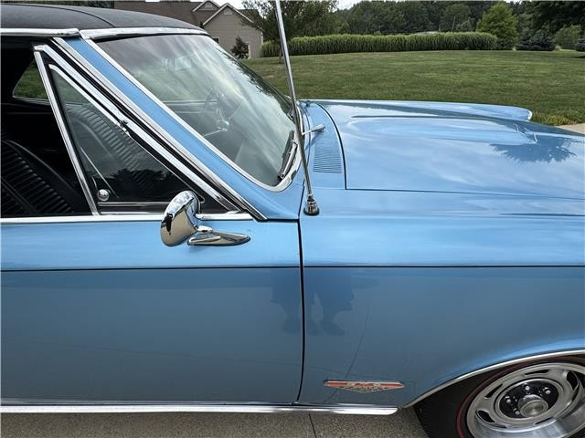 Pontiac-GTO-1966-2-Door-Coupe-24