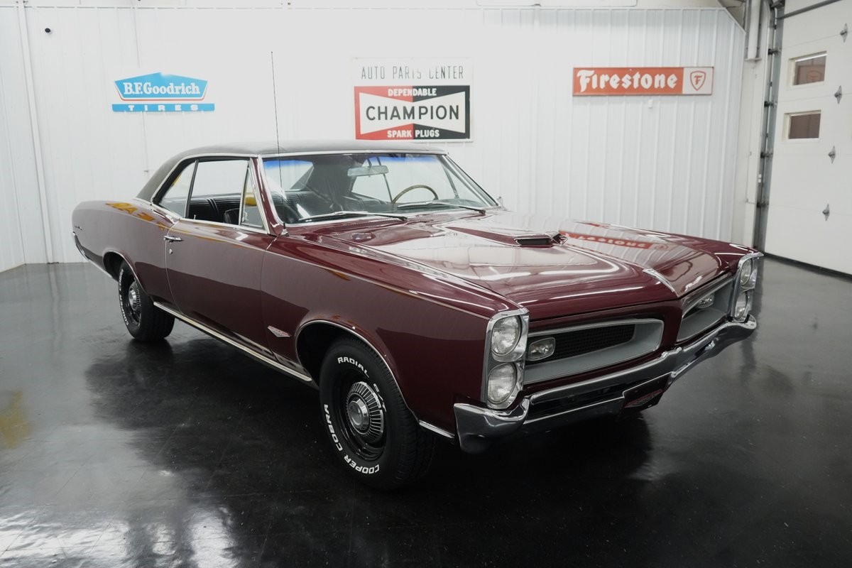 Pontiac-GTO-1966-21