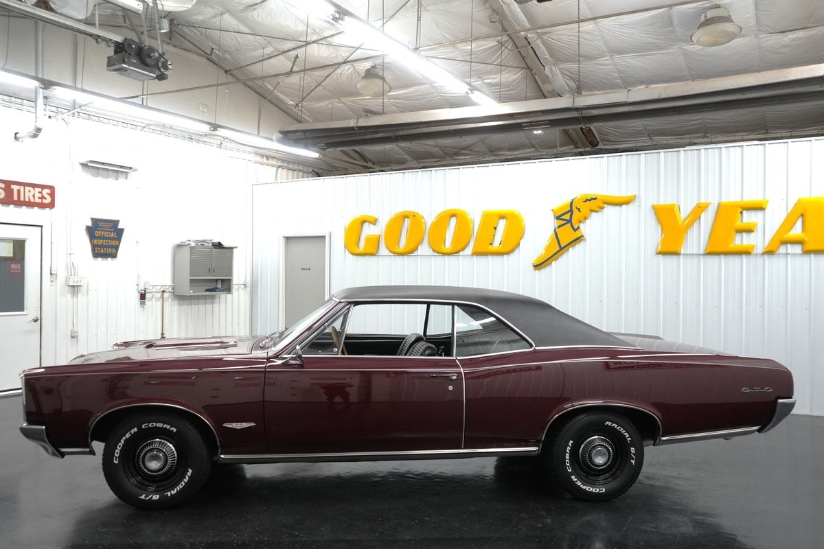 Pontiac-GTO-1966-4