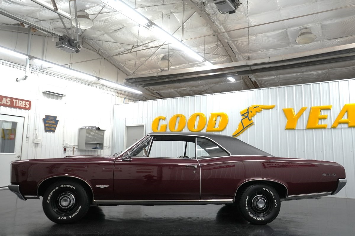 Pontiac-GTO-1966-5