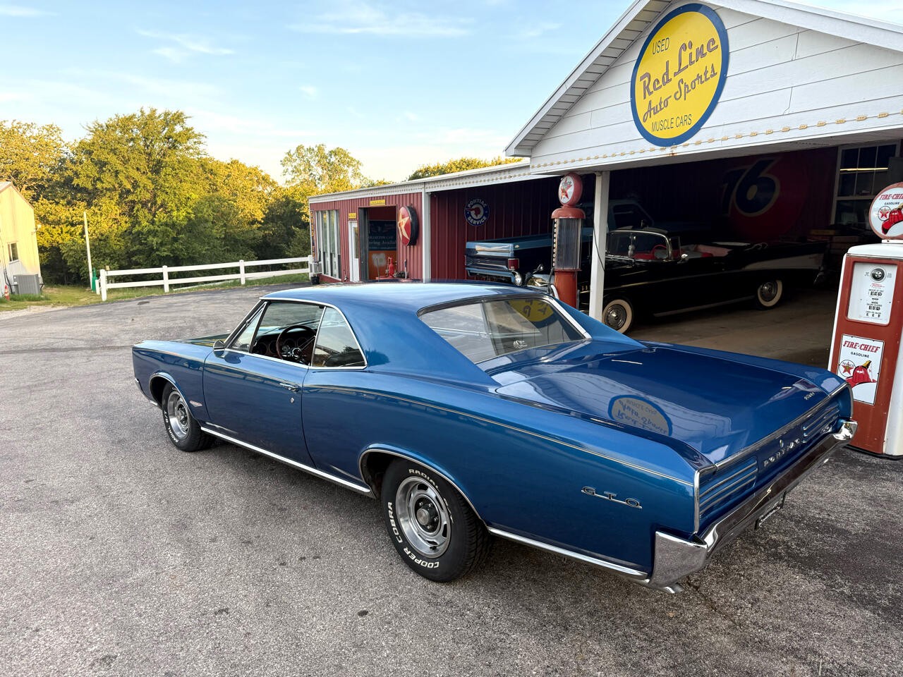 Pontiac-GTO-1966-American-Muscle-Car-4