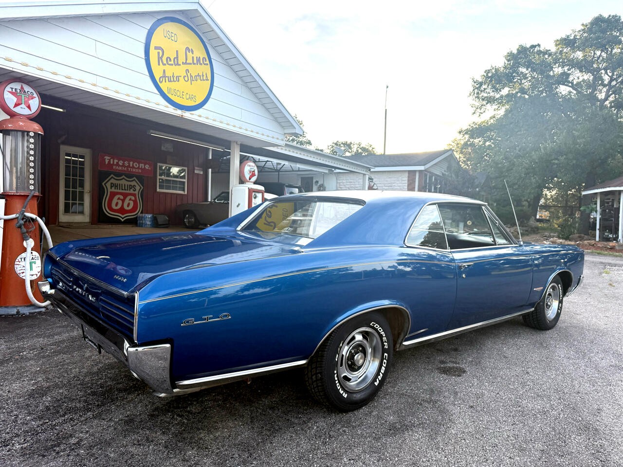 Pontiac-GTO-1966-American-Muscle-Car-5