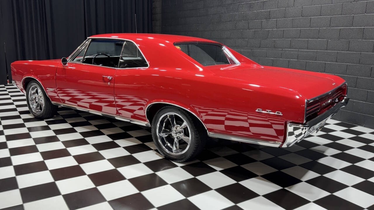 Pontiac-GTO-1966-Coupe-10