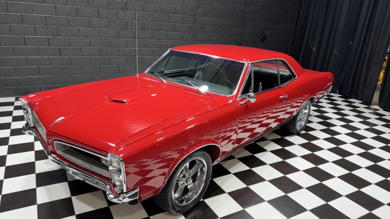 Pontiac-GTO-1966-Coupe-16
