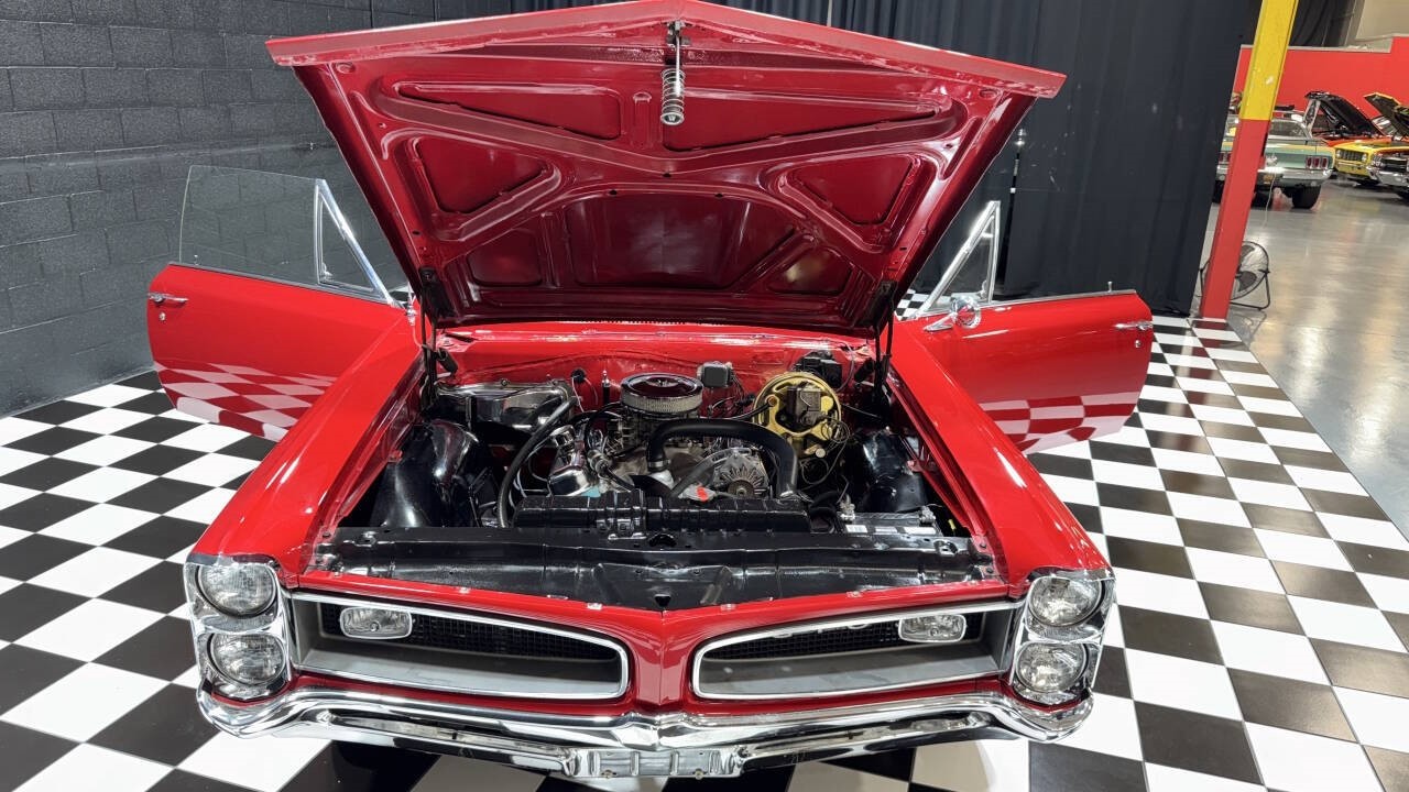 Pontiac-GTO-1966-Coupe-7