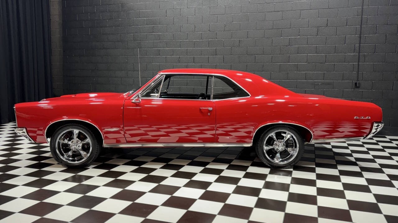 Pontiac-GTO-1966-Coupe-9