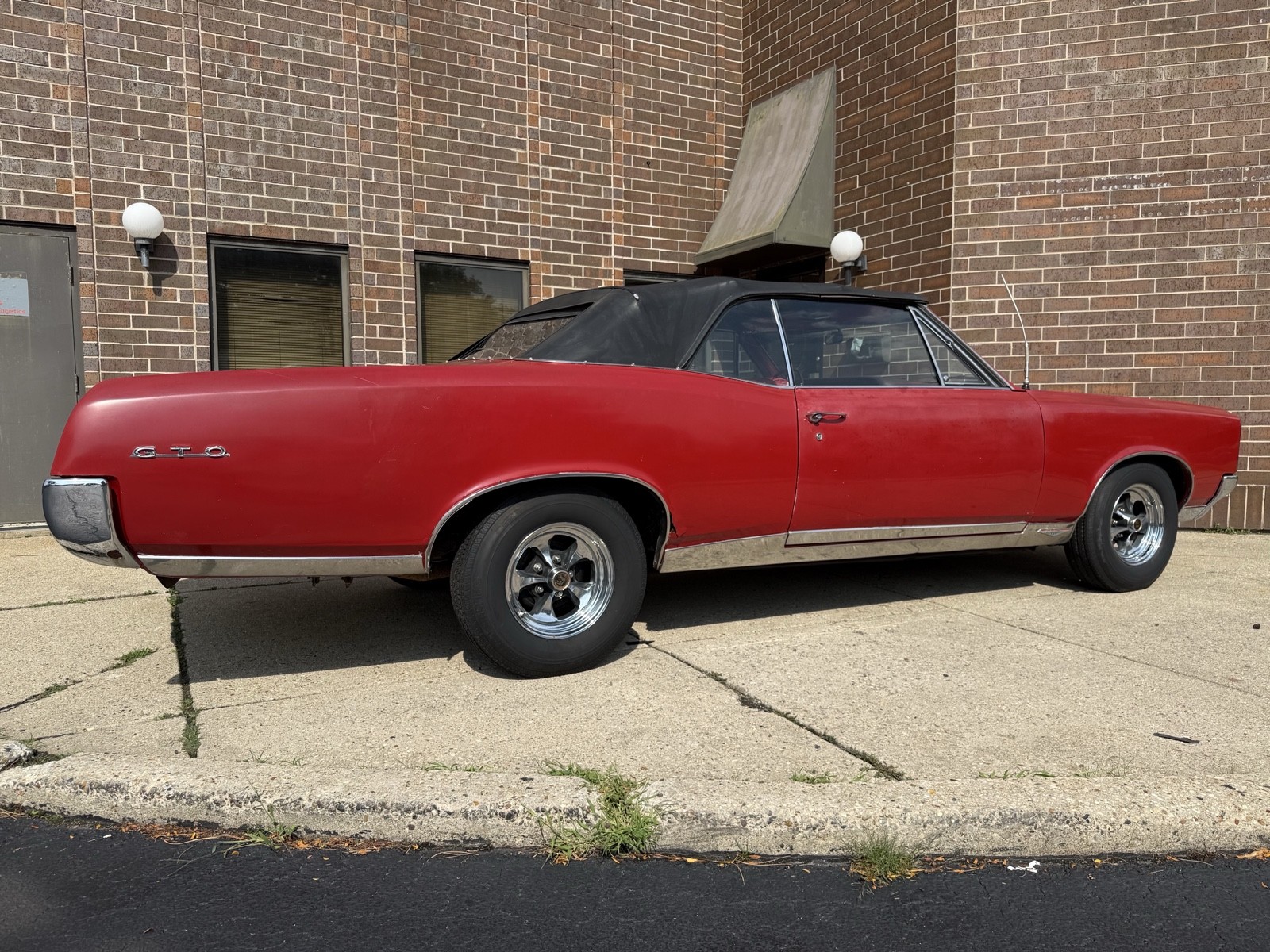 Pontiac-GTO-1967-Convertible-7