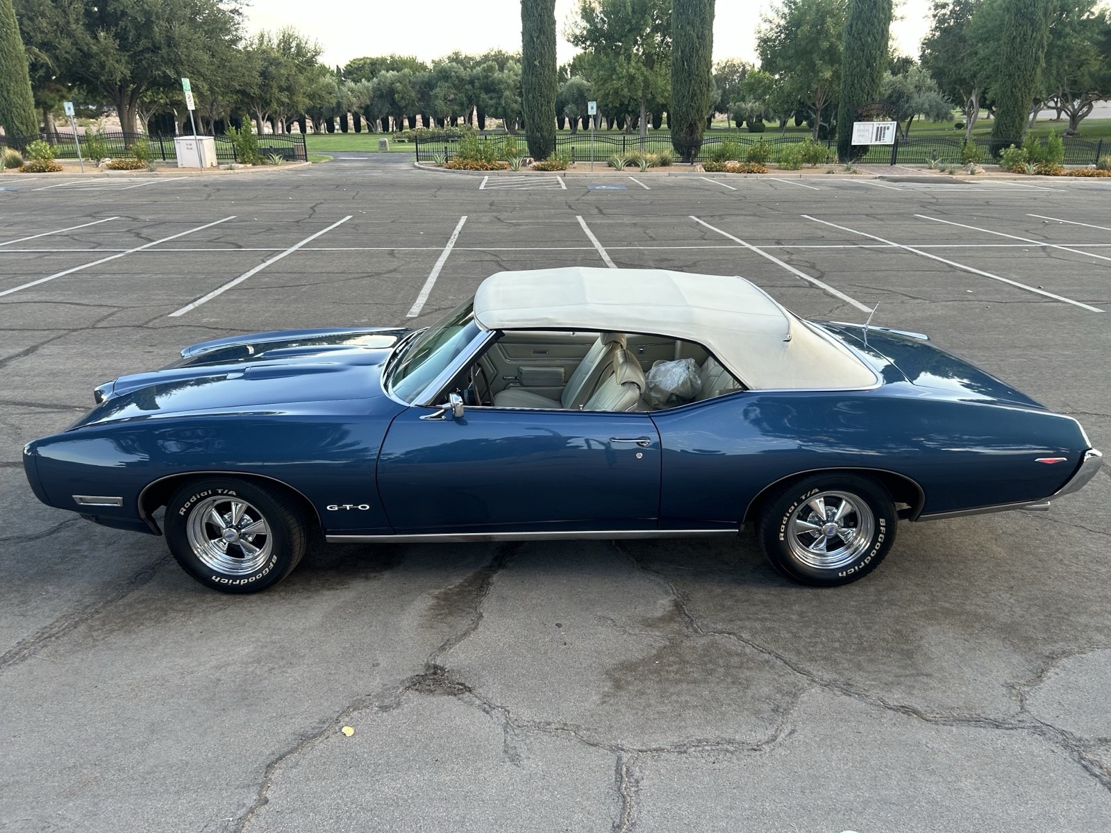 Pontiac-GTO-1969-1