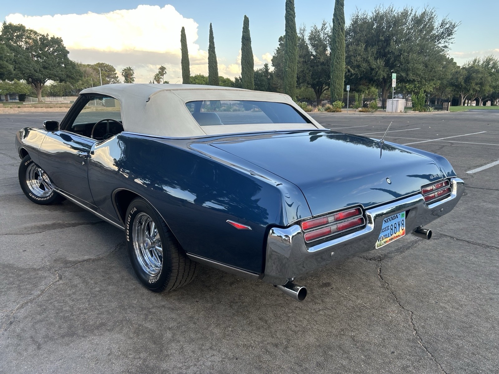 Pontiac-GTO-1969-2