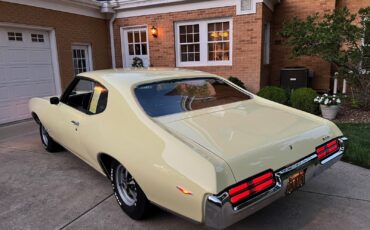 Pontiac-GTO-1969-Coupe-18