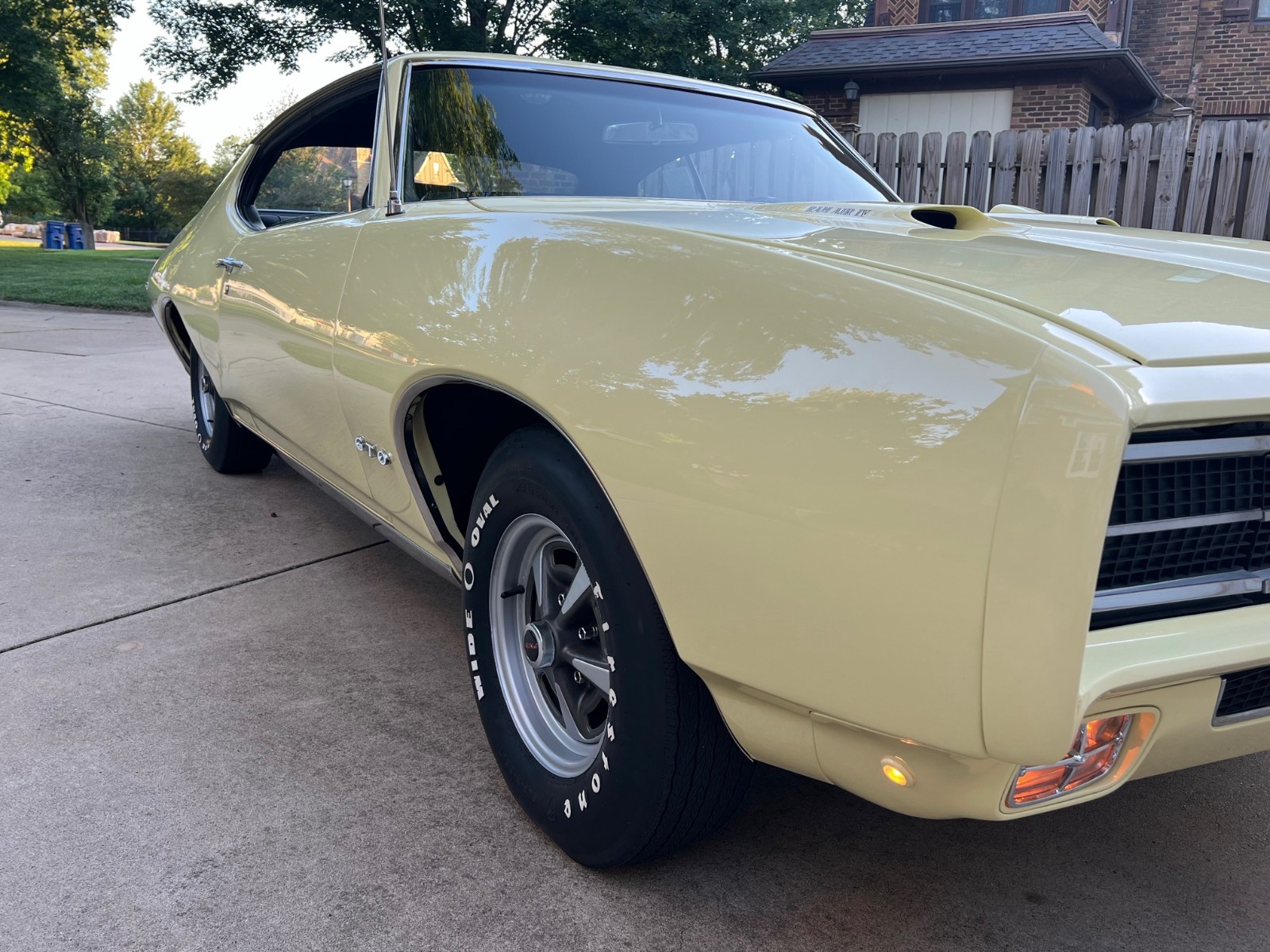 Pontiac-GTO-1969-Coupe-9