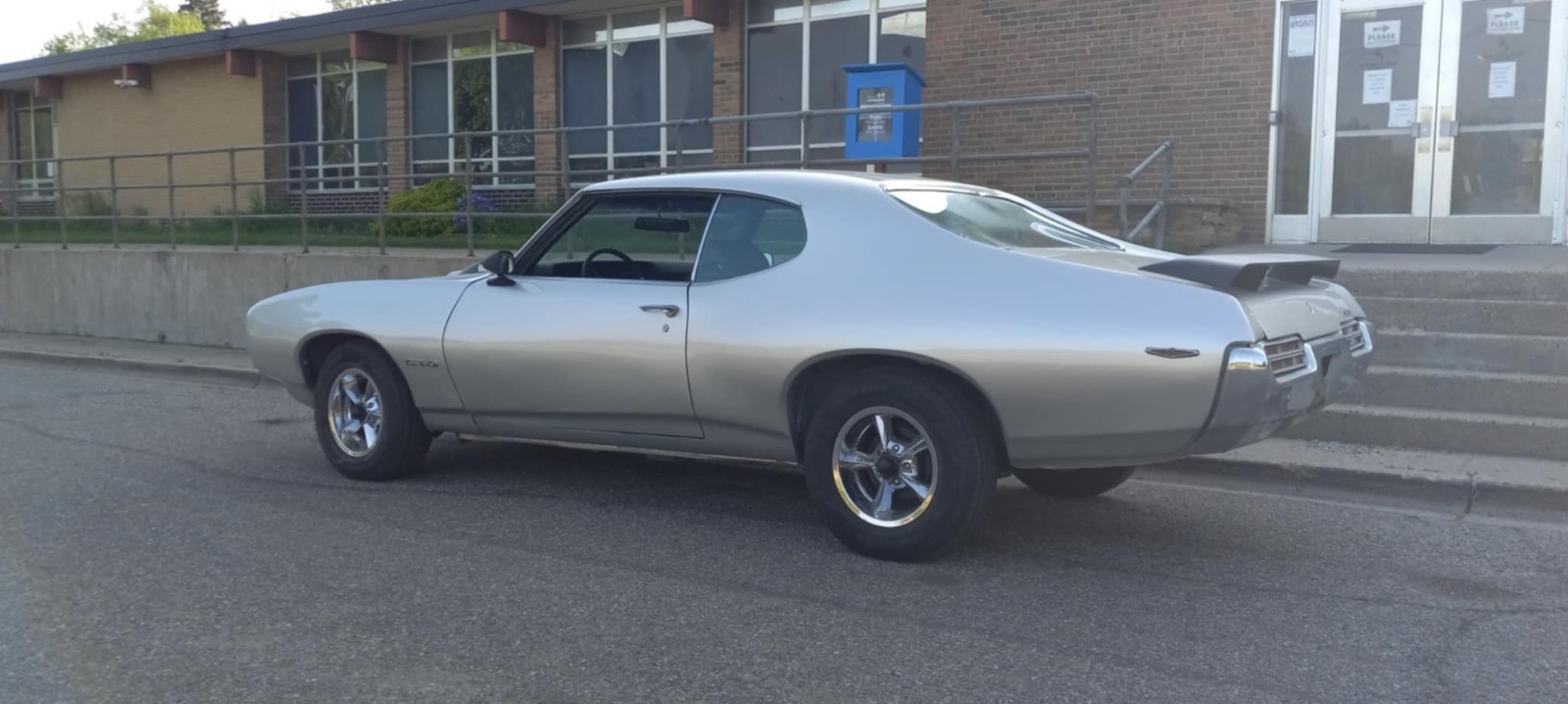 Pontiac-GTO-1969-hardtop-6
