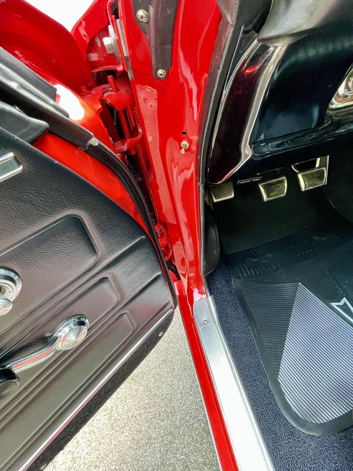 Pontiac-GTO-Coupe-1968-Rotisserie-Restoration-38