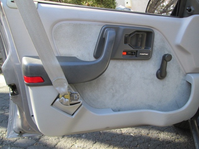 Pontiac-Grand-Am-1991-Sedan-17