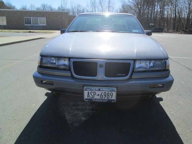 Pontiac-Grand-Am-1991-Sedan-2