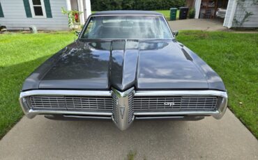 Pontiac-Grand-Prix-1968-Coupe-1