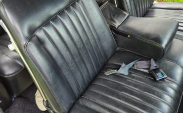 Pontiac-Grand-Prix-1968-Coupe-21