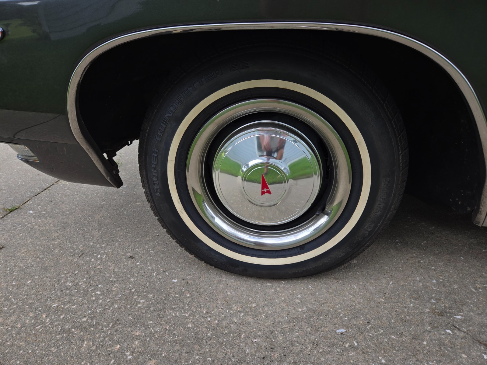 Pontiac-Grand-Prix-1968-Coupe-35