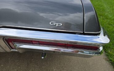 Pontiac-Grand-Prix-1968-Coupe-38
