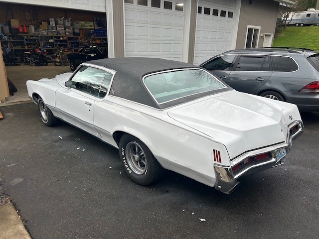 Pontiac-Grand-Prix-1972-Coupe-2