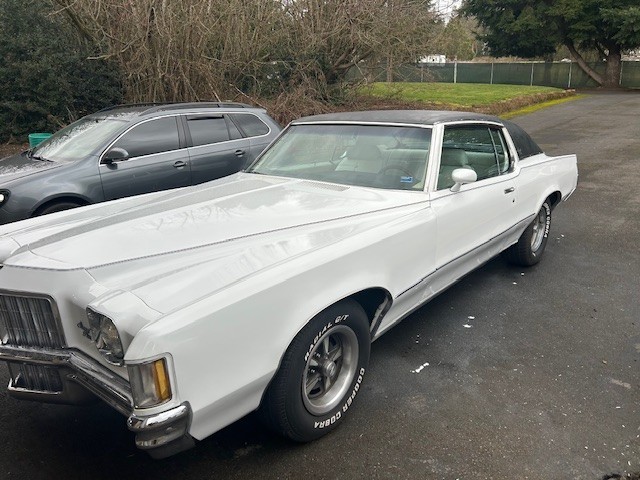 Pontiac-Grand-Prix-1972-Coupe-3