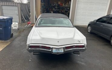 Pontiac-Grand-Prix-1972-Coupe-4