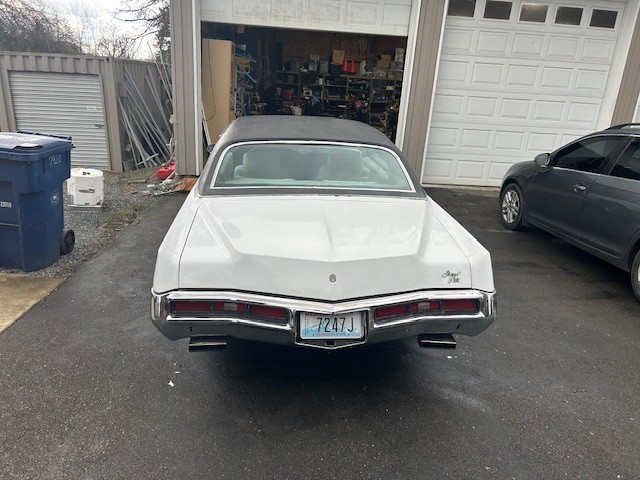 Pontiac-Grand-Prix-1972-Coupe-4