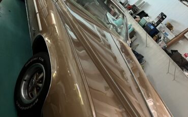 Pontiac-Grand-Prix-1976-Coupe-1