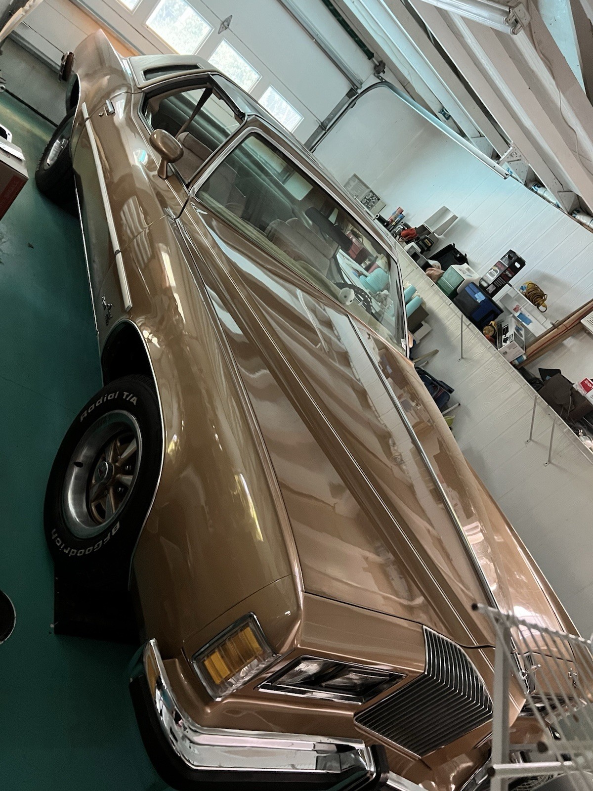 Pontiac-Grand-Prix-1976-Coupe-1