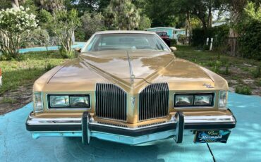 Pontiac-Grand-Prix-1976-Coupe