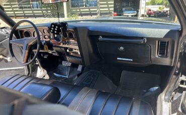 Pontiac-Grand-Prix-1977-12