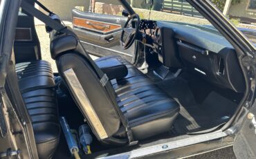 Pontiac-Grand-Prix-1977-13