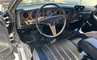 Pontiac-Grand-Prix-1977-16