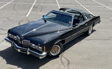 Pontiac-Grand-Prix-1977