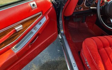Pontiac-Grand-Prix-1977-Coupe-10