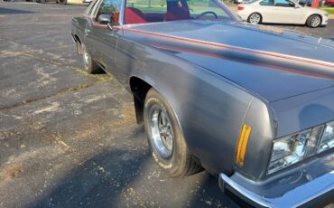 Pontiac-Grand-Prix-1977-Coupe-4