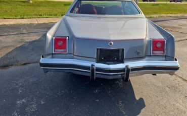 Pontiac-Grand-Prix-1977-Coupe-7