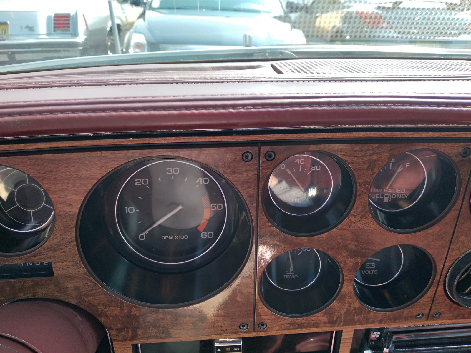 Pontiac-Grand-Prix-1981-Coupe-14