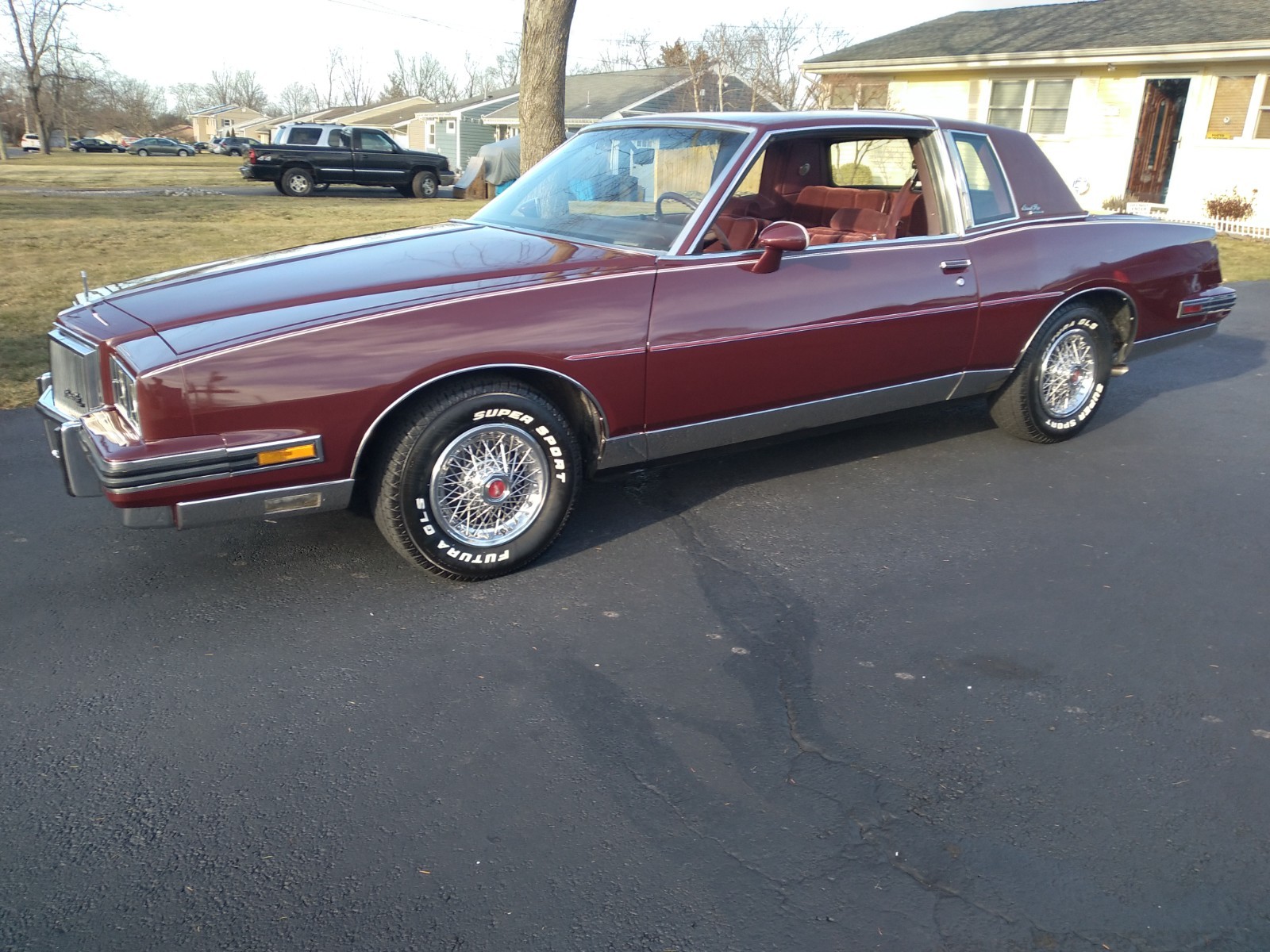 Pontiac-Grand-Prix-1981-Coupe-27