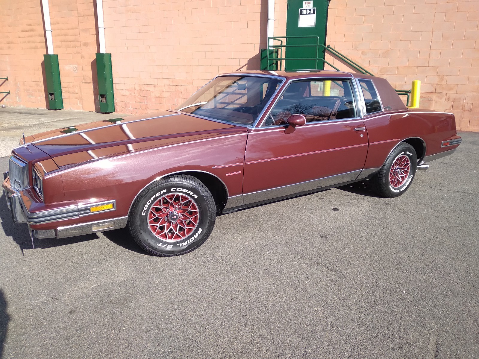Pontiac-Grand-Prix-1981-Coupe-7